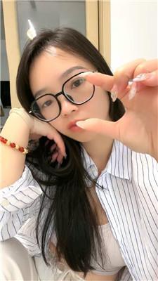 【薇薇】狗盆喂食脚下贱奴  JS250323-11