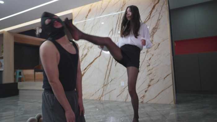 西安鱼七虐狗大作 骑马 尿袋挂嘴边爬行被骑 YC-250324-7