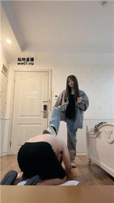 【黑兔】喂食咀嚼物/重度鞭打虐乳-脏鞋棉袜踩 bf52452