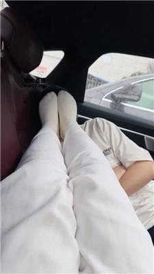 【狗哥】车内素人小妹SM首调 JS250419-15