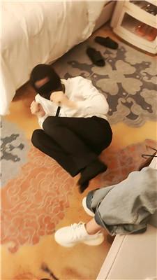 【于少奶奶】双S-轮流舔脏鞋虐打 JS250519-8