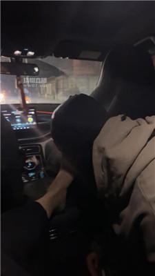 【斯羽】御姐S-车内车外挑逗司机 bf53777