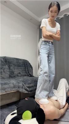 【阿楠】小白鞋白袜踩踏踢踹 bf54112