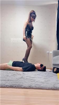 【芮汐】换多双鞋全体重踩踏 bf55392