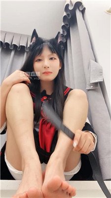 【困困】口水裸足炸    250711-8