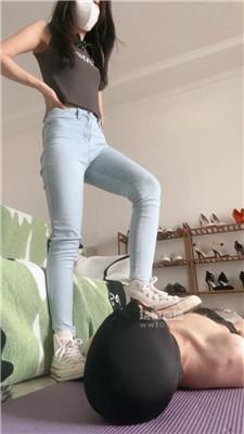 【静御殿下】白袜脚玉足插嘴-强制闻鞋 JS250806-12