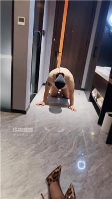 【芊芊】酸臭黑丝美腿虐杀  JS250810-23