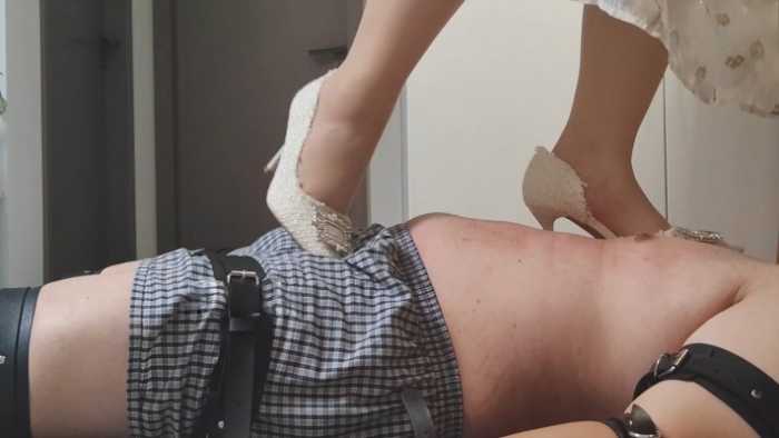 高跟鞋轻度踩踏毯子 ACYC-4827