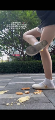 新人女高 素人 两双鞋 aj户外定制 口水 脏鞋底 青春 JS250814~11