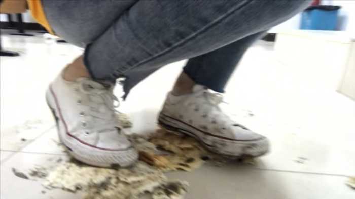 匡威踩馒头面包 JS251006~7