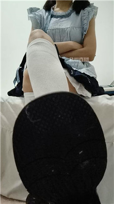 【杪杪】裸足白袜小皮鞋拍手寸止    251006-12