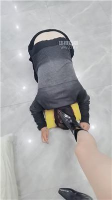 【S小姨】双S-暴力处刑跑骚奴【双视角版】 JS251027-40