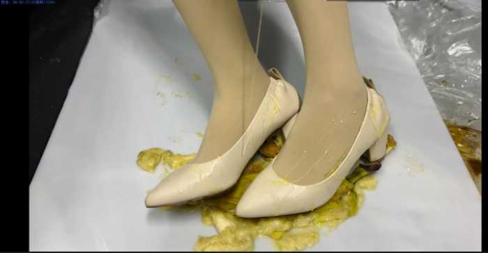 裸色高跟踩香蕉淋酸奶 JS251101~8