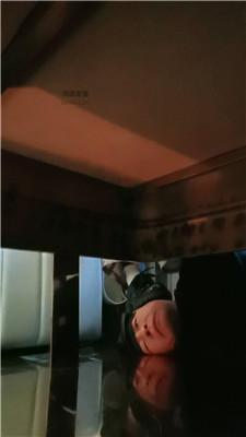 【文文文文】KTV-双陪酒小妹踩狗 JS251102-40