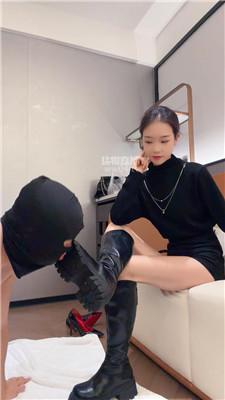 【阿楠】清理脏鞋底-裸足狂舔 JS251105-38