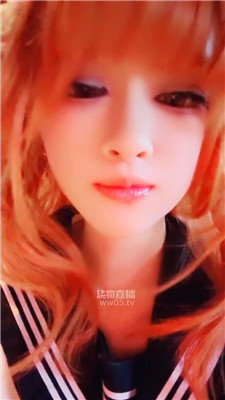 【奶味小仙女】户外痰盂羞辱    251113-15