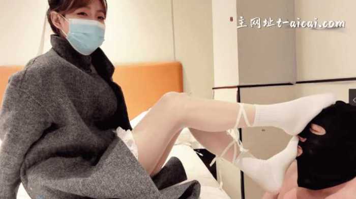 顶美素人脚虐狗脸,除臭,虐踩狗头 YC-251209-2