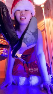 【音音】圣诞母狗舔脏鞋 bf60091