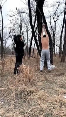 【苏御大人】户外吊绑重度虐打 JS260129-3