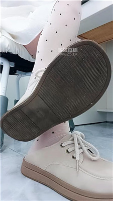 【依甜】羞辱阳伟早些太监狗流J    260301-21